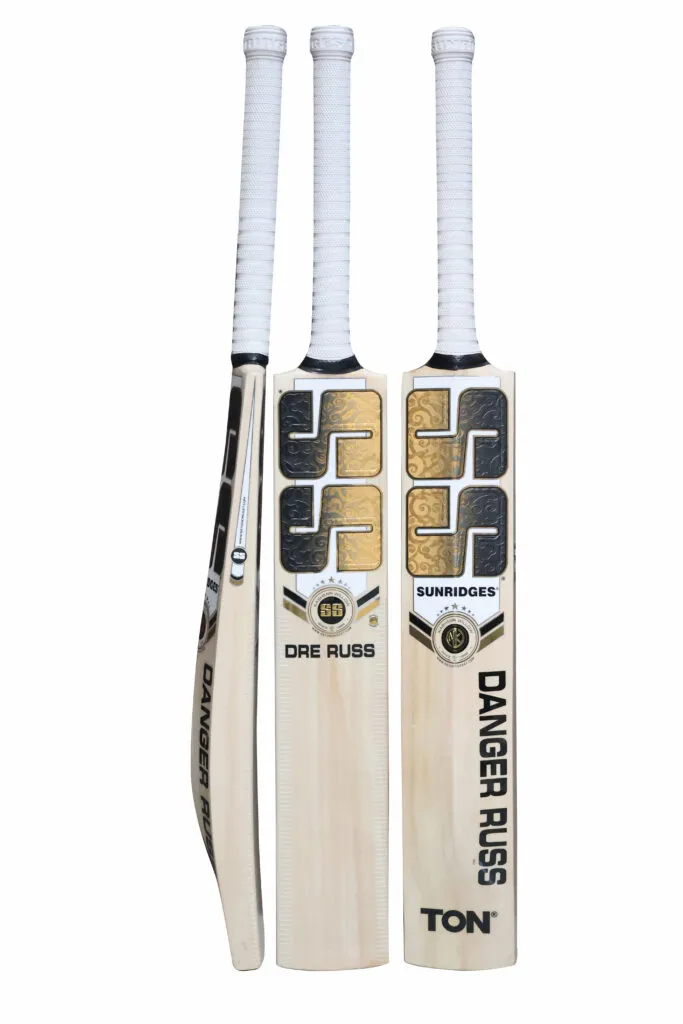 Package contents: 1 Bat      and     1 Cover
Height: 84.45 CM
Width: 11.43 CM
Length: 3.8 CM
Weight range: 1140 to 1200 grams
Air Dried Willow
Latest Shape With Massive concave TON Edges enable high impact with optimum performance
Latest sticker